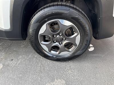 2016 Jeep Renegade Sport 4dr SUV - Photo 22 - Garden City, ID 83714