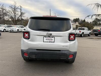 2016 Jeep Renegade Sport   - Photo 6 - Garden City, ID 83714