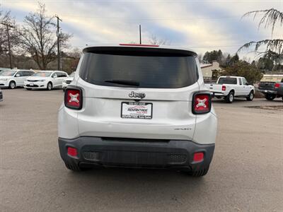 2016 Jeep Renegade Sport   - Photo 8 - Garden City, ID 83714