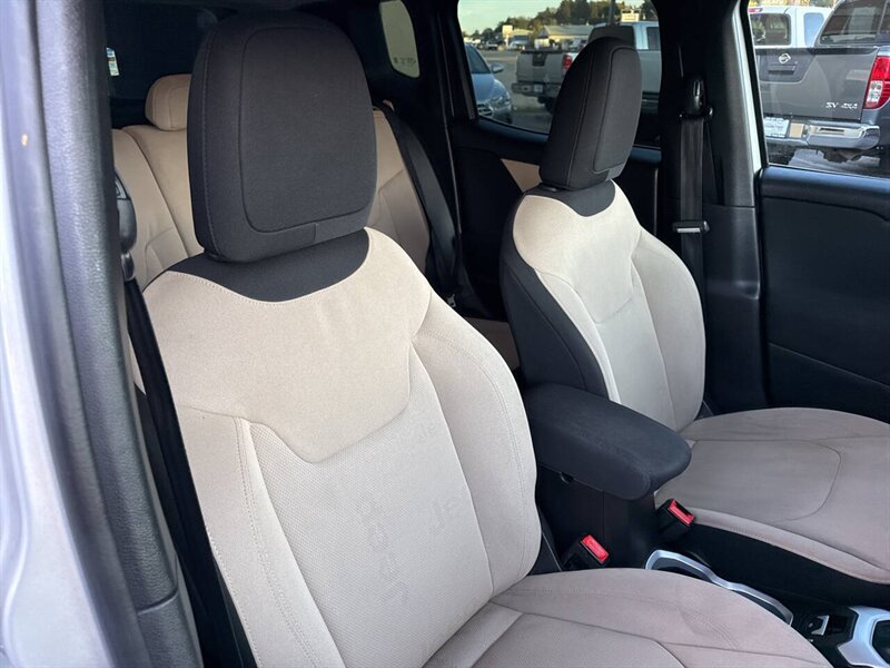 2016 Jeep Renegade Sport 4dr SUV - Photo 19 - Garden City, ID 83714