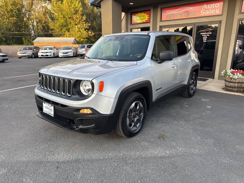 2016 Jeep Renegade Sport 4dr SUV - Photo 3 - Garden City, ID 83714
