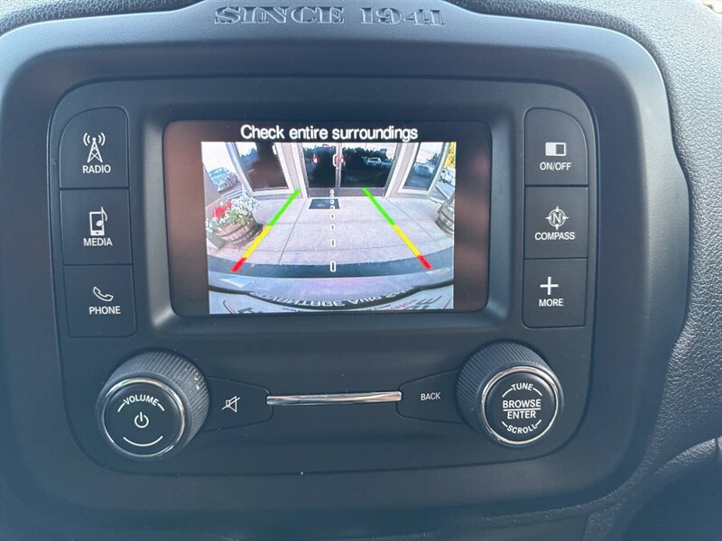 2016 Jeep Renegade Sport 4dr SUV - Photo 13 - Garden City, ID 83714