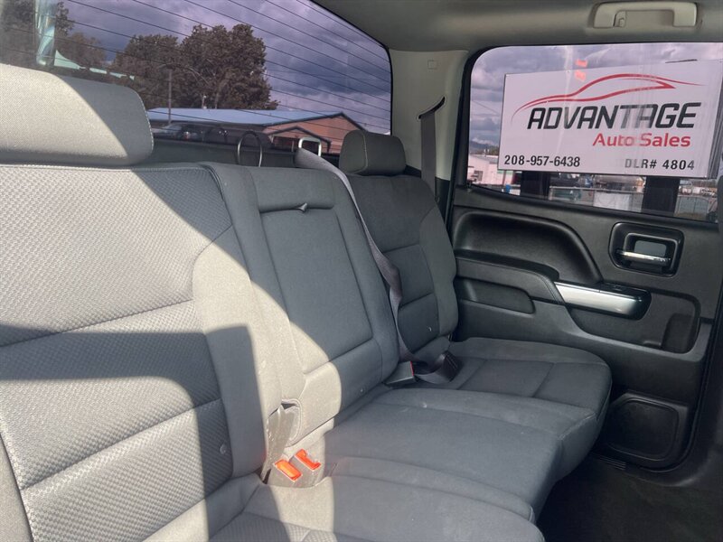 2017 Chevrolet Silverado 1500 LT 4x4 4dr Crew Cab 5.8 ft. SB - Photo 15 - Garden City, ID 83714