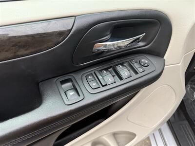 2018 Dodge Grand Caravan SE   - Photo 10 - Garden City, ID 83714