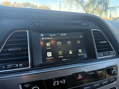 2016 Hyundai SONATA SE - Photo 23 - Garden City, ID 83714