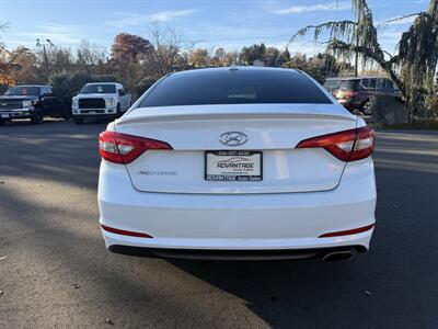 2016 Hyundai SONATA SE - Photo 6 - Garden City, ID 83714