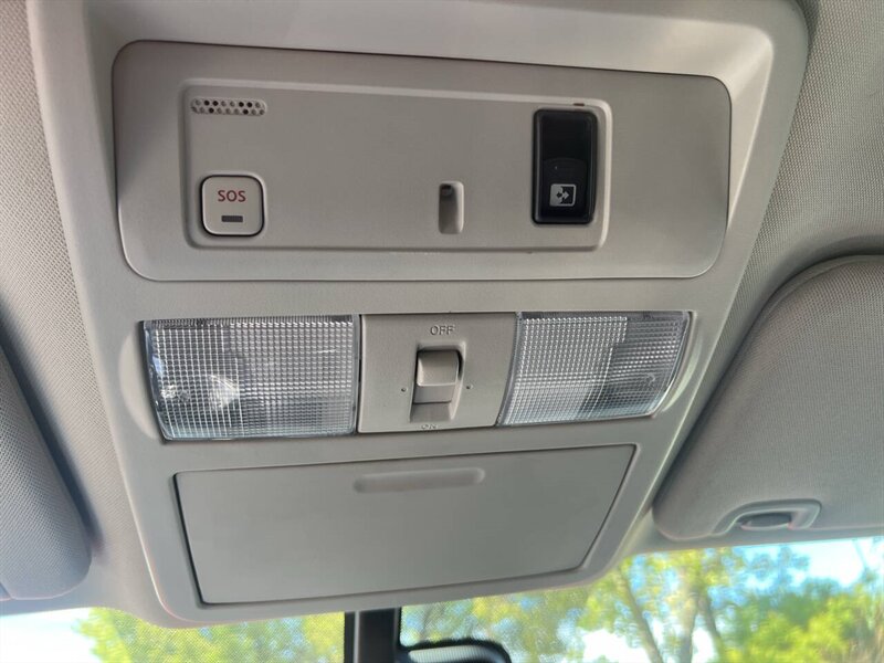 2016 Nissan Titan XD Platinum Reserve 4x4 4dr Crew Cab Pickup (Diesel) - Photo 31 - Garden City, ID 83714