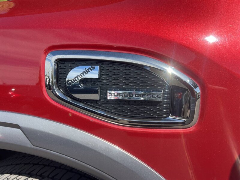 2016 Nissan Titan XD Platinum Reserve 4x4 4dr Crew Cab Pickup (Diesel) - Photo 34 - Garden City, ID 83714