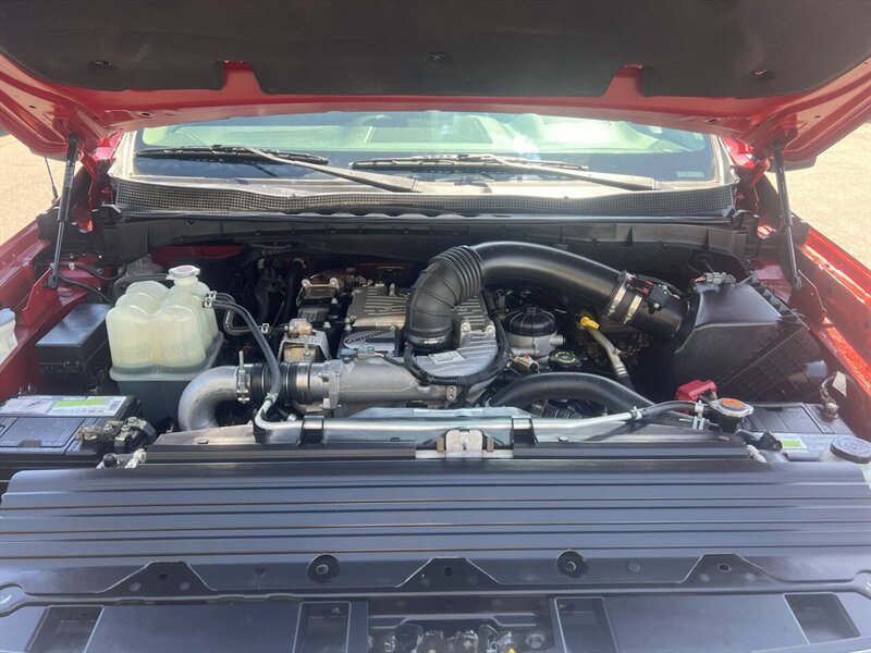 2016 Nissan Titan XD Platinum Reserve 4x4 4dr Crew Cab Pickup (Diesel) - Photo 19 - Garden City, ID 83714