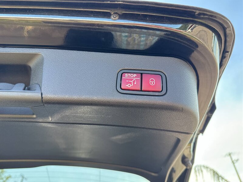 2016 Mercedes-Benz GLE GLE 350 4MATIC AWD 4dr SUV - Photo 31 - Garden City, ID 83714