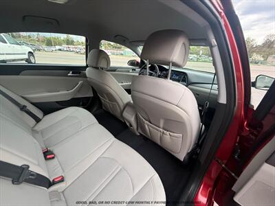 2015 Hyundai SONATA SE   - Photo 17 - Garden City, ID 83714