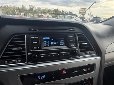 2015 Hyundai SONATA SE   - Photo 23 - Garden City, ID 83714