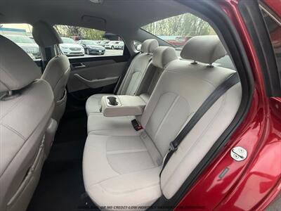 2015 Hyundai SONATA SE   - Photo 14 - Garden City, ID 83714