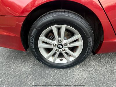 2015 Hyundai SONATA SE   - Photo 21 - Garden City, ID 83714