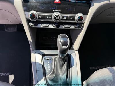 2020 Hyundai ELANTRA SEL - Photo 27 - Garden City, ID 83714