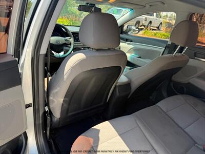 2020 Hyundai ELANTRA SEL - Photo 14 - Garden City, ID 83714