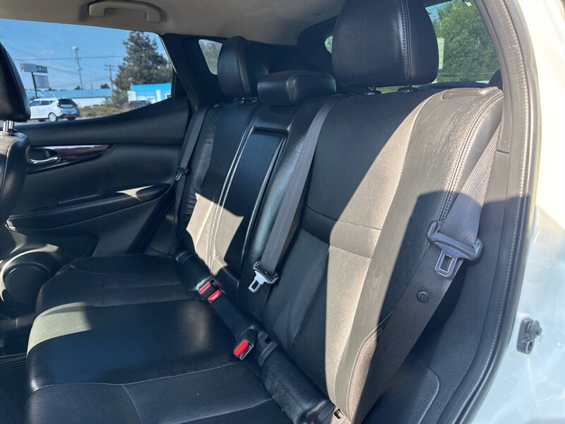 2017 Nissan Rogue Sport SL AWD 4dr Crossover - Photo 15 - Garden City, ID 83714