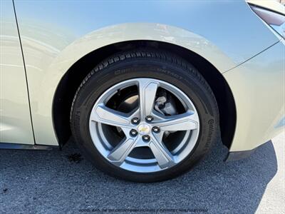 2017 Chevrolet Volt LT   - Photo 22 - Garden City, ID 83714