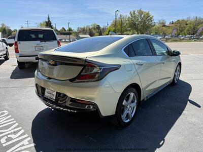 2017 Chevrolet Volt LT   - Photo 7 - Garden City, ID 83714