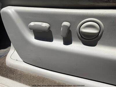 2011 Chevrolet Tahoe LT - Photo 32 - Garden City, ID 83714