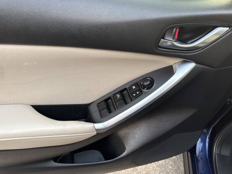 2014 Mazda CX-5 Touring AWD 4dr SUV - Photo 24 - Garden City, ID 83714