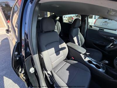 2018 Chevrolet Malibu LS   - Photo 20 - Garden City, ID 83714