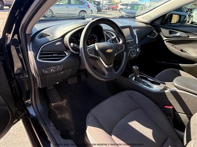 2018 Chevrolet Malibu LS   - Photo 10 - Garden City, ID 83714