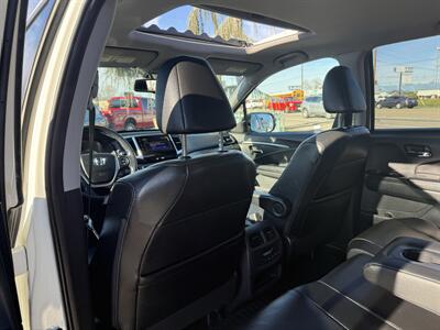 2017 Honda Pilot EX-L   - Photo 16 - Garden City, ID 83714