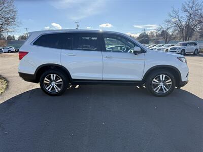 2017 Honda Pilot EX-L   - Photo 8 - Garden City, ID 83714