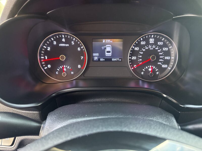 2019 Kia Forte LXS 4dr Sedan - Photo 12 - Garden City, ID 83714