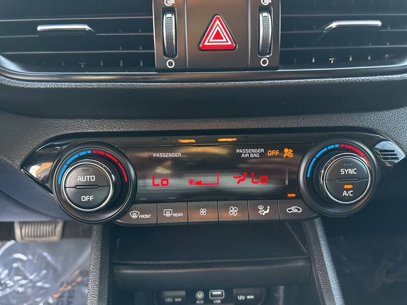 2019 Kia Forte LXS 4dr Sedan - Photo 27 - Garden City, ID 83714