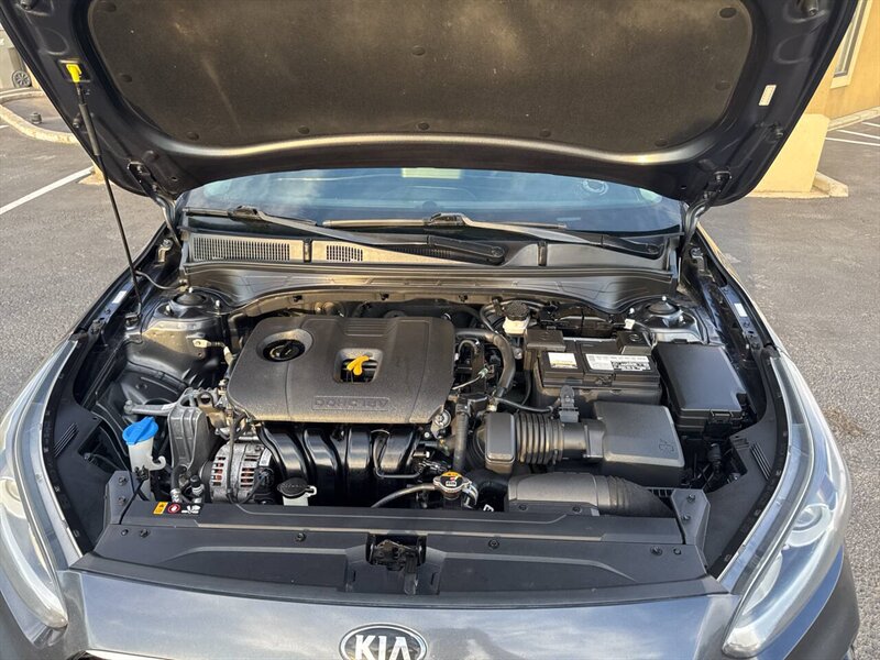 2019 Kia Forte LXS 4dr Sedan - Photo 21 - Garden City, ID 83714