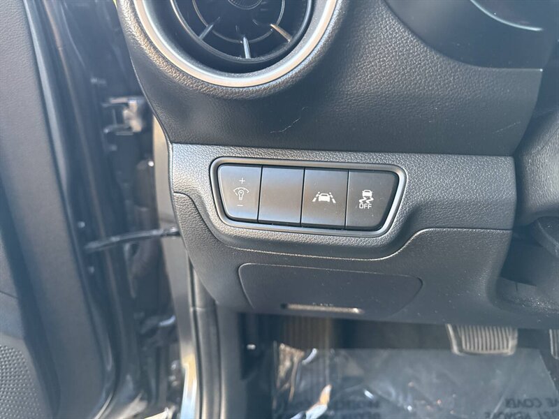 2019 Kia Forte LXS 4dr Sedan - Photo 24 - Garden City, ID 83714