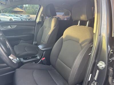2019 Kia Forte LXS 4dr Sedan - Photo 11 - Garden City, ID 83714