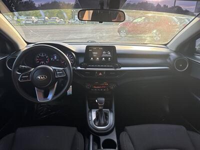 2019 Kia Forte LXS 4dr Sedan - Photo 9 - Garden City, ID 83714