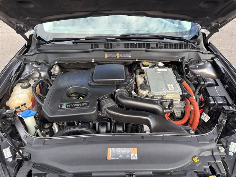 2013 Ford Fusion Hybrid Titanium 4dr Sedan - Photo 22 - Garden City, ID 83714