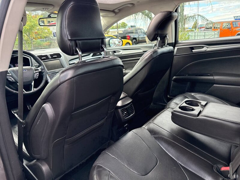 2013 Ford Fusion Hybrid Titanium 4dr Sedan - Photo 14 - Garden City, ID 83714