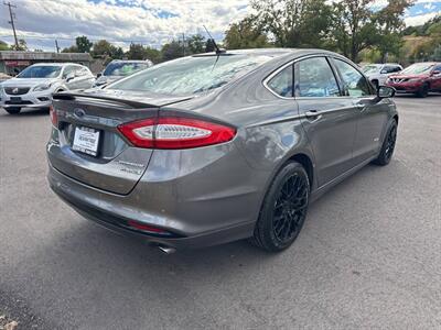 2013 Ford Fusion Hybrid Titanium 4dr Sedan - Photo 7 - Garden City, ID 83714