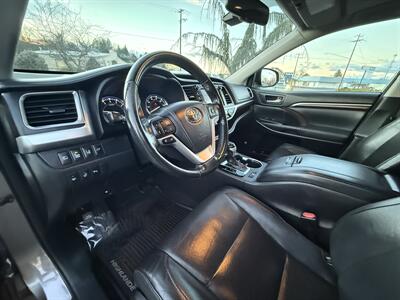 2015 Toyota Highlander Limited Platinum - Photo 10 - Garden City, ID 83714