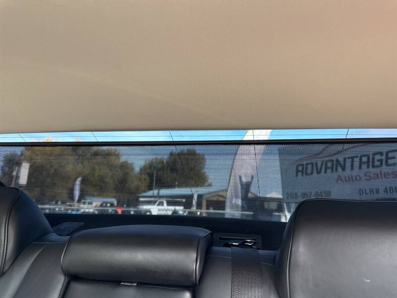 2016 Chrysler 300 C 4dr Sedan - Photo 33 - Garden City, ID 83714