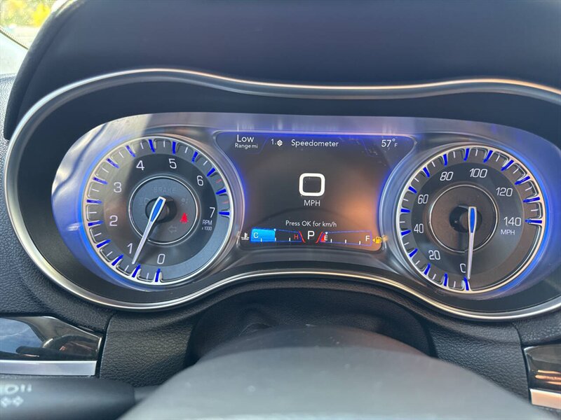 2016 Chrysler 300 C 4dr Sedan - Photo 13 - Garden City, ID 83714