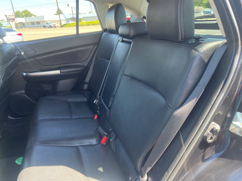 2015 Subaru XV Crosstrek 2.0i Limited AWD 4dr Crossover - Photo 14 - Garden City, ID 83714