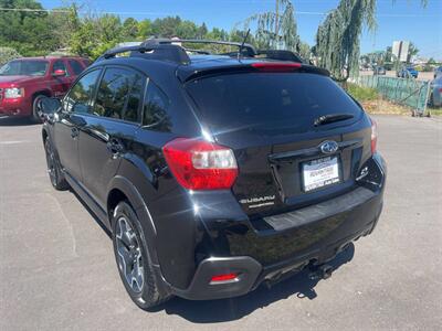 2015 Subaru XV Crosstrek 2.0i Limited AWD 4dr Crossover - Photo 7 - Garden City, ID 83714