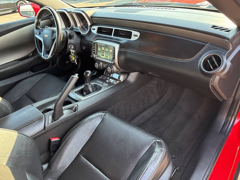 2013 Chevrolet Camaro LT 2dr Coupe w/2LT - Photo 18 - Garden City, ID 83714