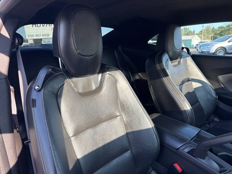 2013 Chevrolet Camaro LT 2dr Coupe w/2LT - Photo 17 - Garden City, ID 83714