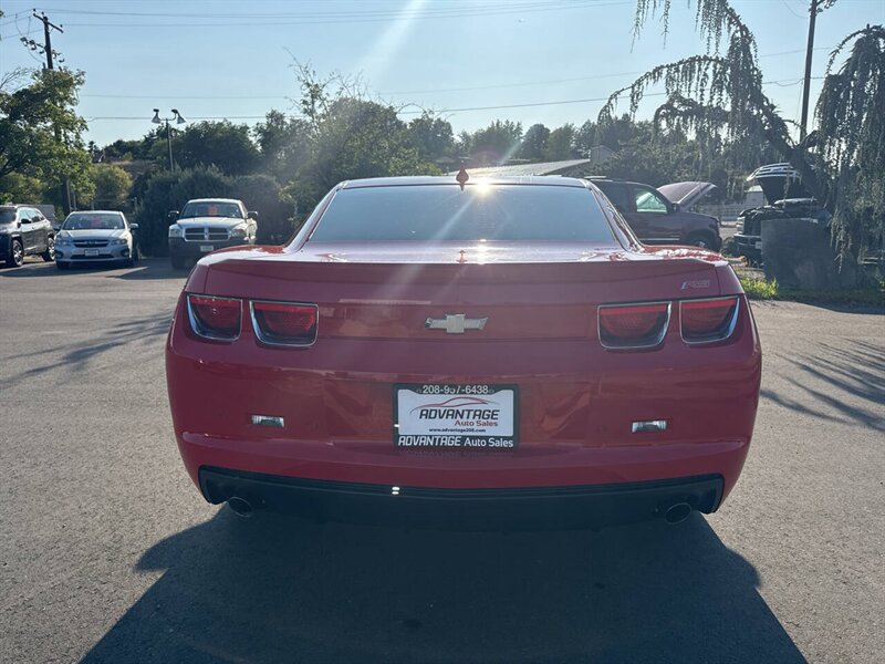 2013 Chevrolet Camaro LT 2dr Coupe w/2LT - Photo 6 - Garden City, ID 83714