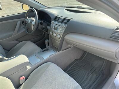 2010 Toyota Camry LE 4dr Sedan 6A - Photo 19 - Garden City, ID 83714
