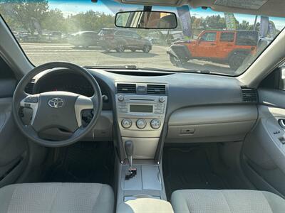 2010 Toyota Camry LE 4dr Sedan 6A - Photo 9 - Garden City, ID 83714
