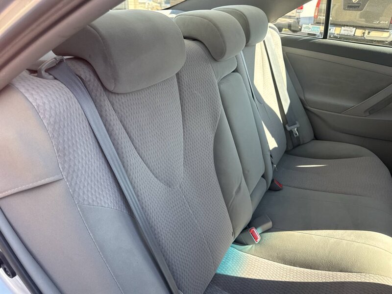 2010 Toyota Camry LE 4dr Sedan 6A - Photo 16 - Garden City, ID 83714