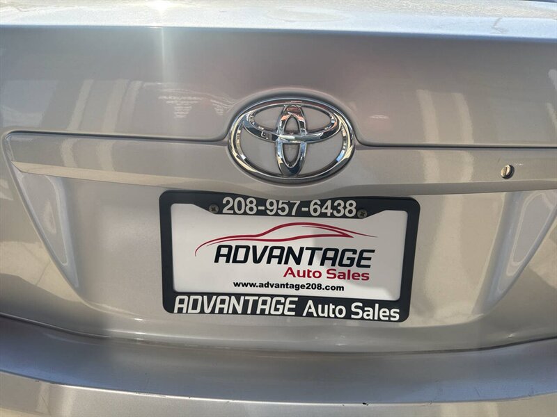 2010 Toyota Camry LE 4dr Sedan 6A - Photo 28 - Garden City, ID 83714